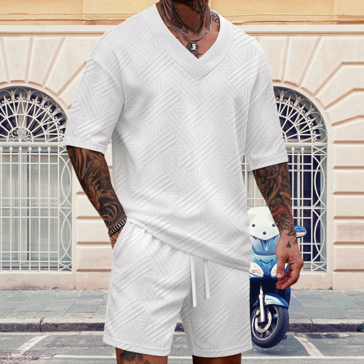 New high-quality men's casual V-neck T-shirt and shorts set - summer two-piece clothing - fashionable attire suitable for men to