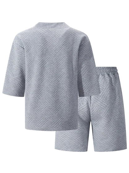 New high-quality men's casual V-neck T-shirt and shorts set - summer two-piece clothing - fashionable attire suitable for men to